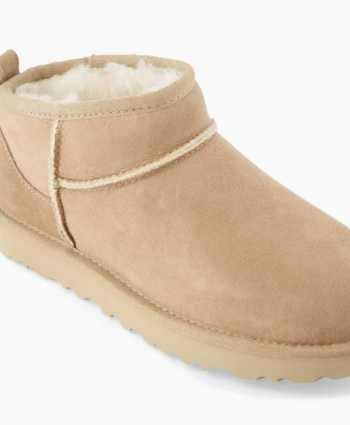 New Enkellaars Winterboot Classic Ultra Mini Zand Dames Laarzen